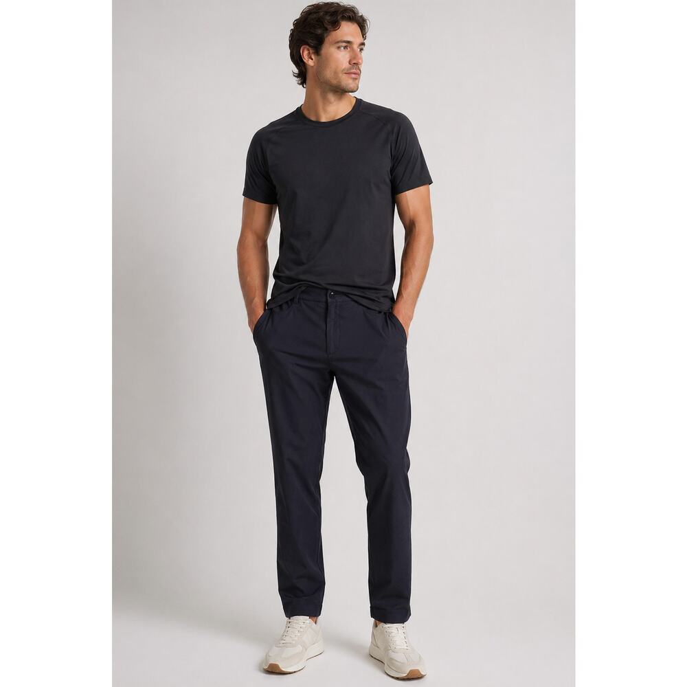 LULULEMON black men’s tech zip closure pants size 36 performance athleisure